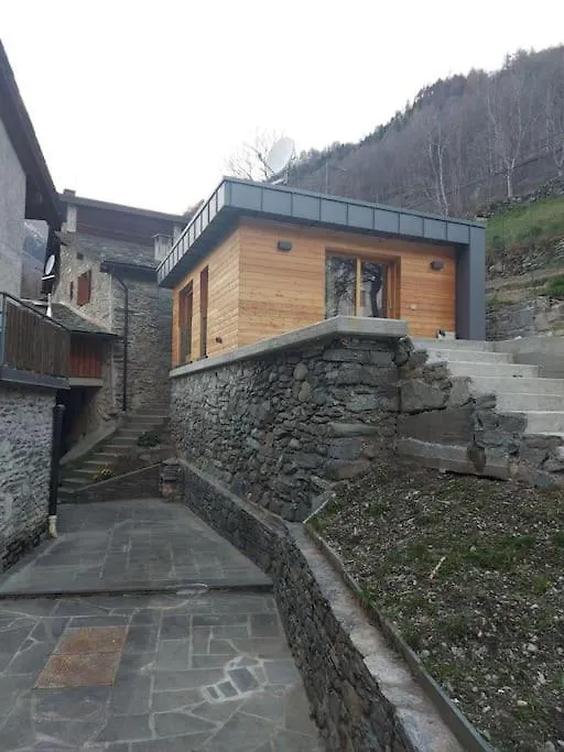 Chaletmagnan Lanzada 0*,  Italy